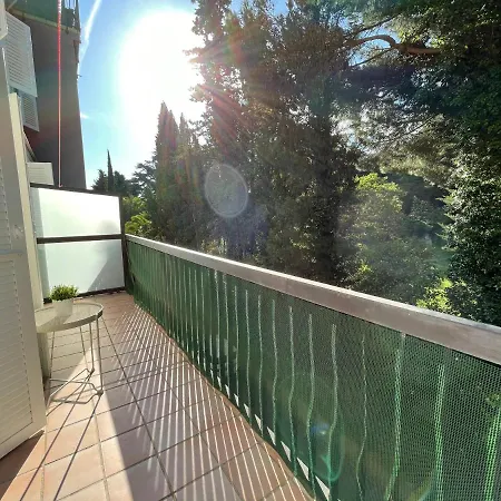 Apartman Confortable Appartement Idealement Situe